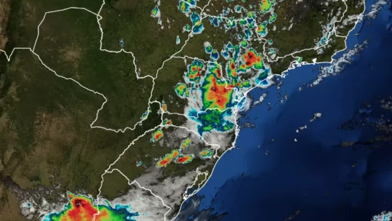Ciclone extratropical se aproxima do Paraná nas próximas horas e trará impacto nas condições atmosféricas