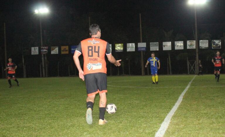 Osso ao Óleo vira sobre AABB e se garante na semi do Veterano; Edson PY, Zanela e Fogão também avançam