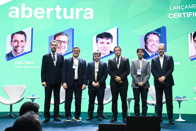 Itaipu participa de lançamento de plataforma de certificação de energias renováveis