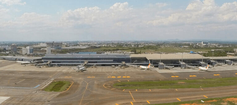 Após enchentes, Aeroporto Salgado Filho reabre nesta segunda no Rio Grande do Sul