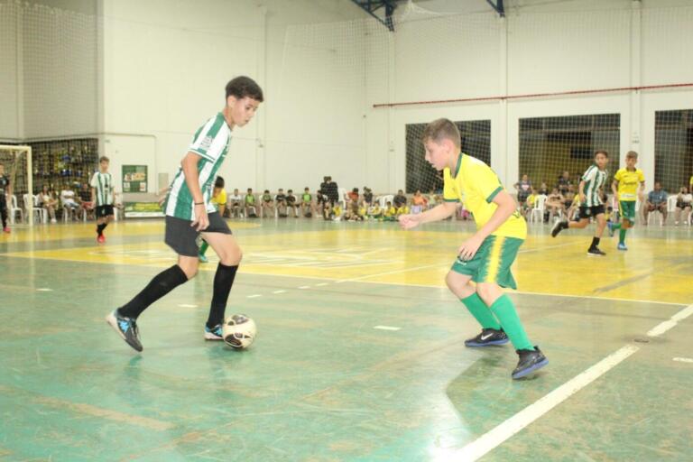 AACC e Escola Coxa movimentam 1ª fase da Copa Karl Schmidt de Futsal