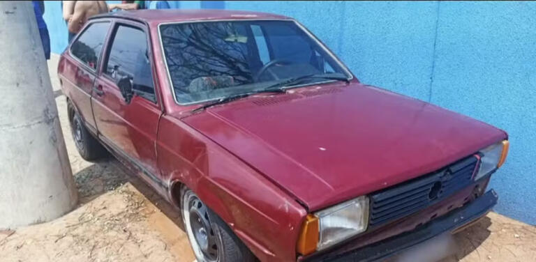 Adolescente de 14 anos atropela estudante de 13 anos na frente da escola em Cascavel