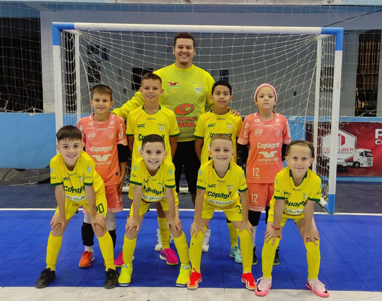 Sub-9 da AACC para na semifinal do Paranaense e mira finais do NFP