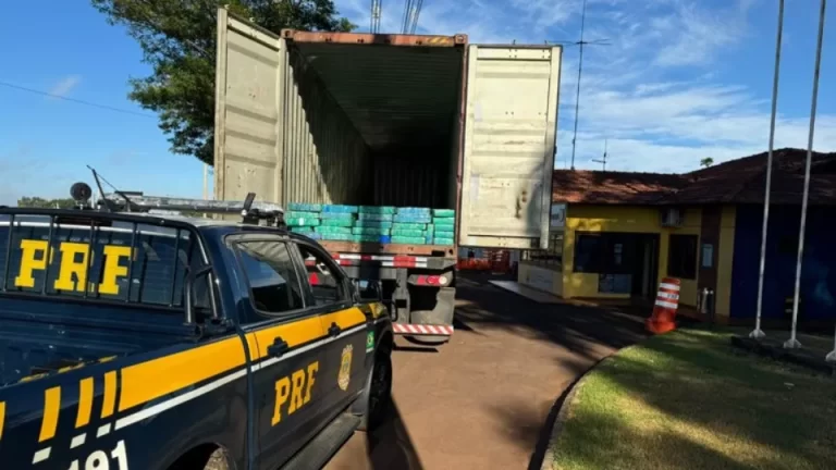 Motorista é preso transportando quatro toneladas de maconha no Oeste do Paraná