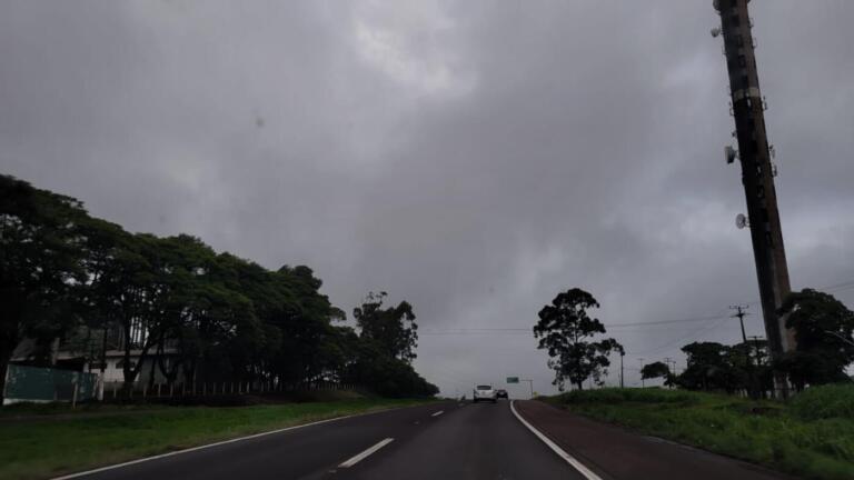 Paraná está em alerta amarelo para chuvas intensas e ventos até 60km/h; veja as regiões afetadas