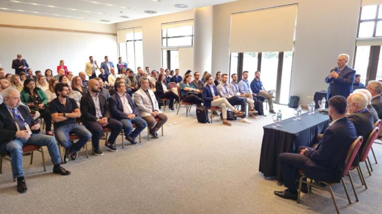 Empresários paranaenses fazem conexões e projetam negócios na Expo Paraguay Brasil