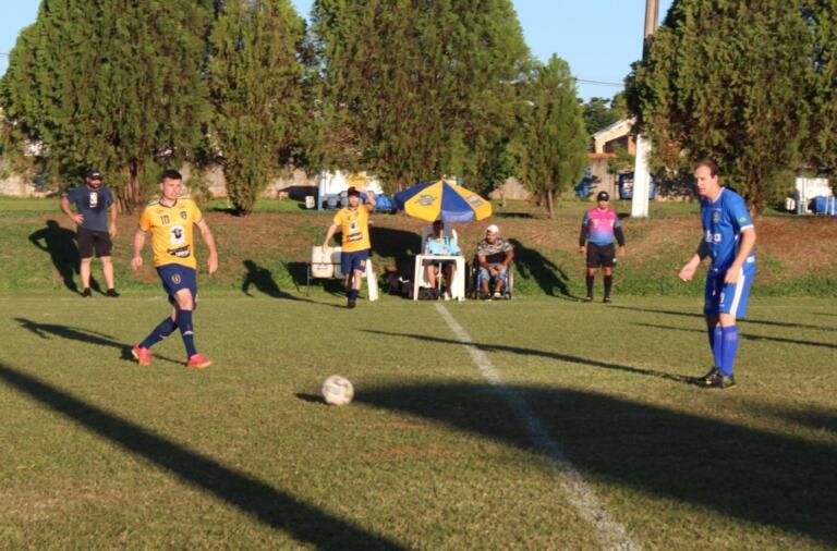 Coresul, Real, Laborde Tintas e Imobiliária Laufer se classificam para semifinal do Regional AABB