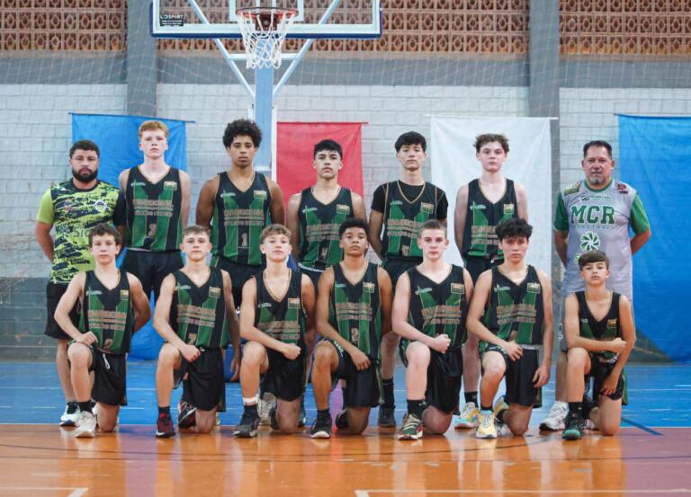 ACB recebe Marreco nesta segunda-feira pelo Paranaense em duas categorias; sub-14 é o 5º no Estadual