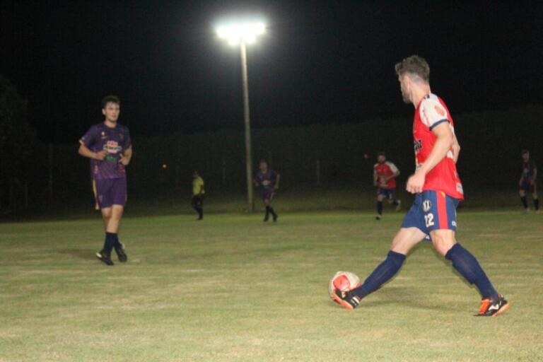 Arsenálcool/Esquina Beer e Aston Peira avançam às quartas do Municipal