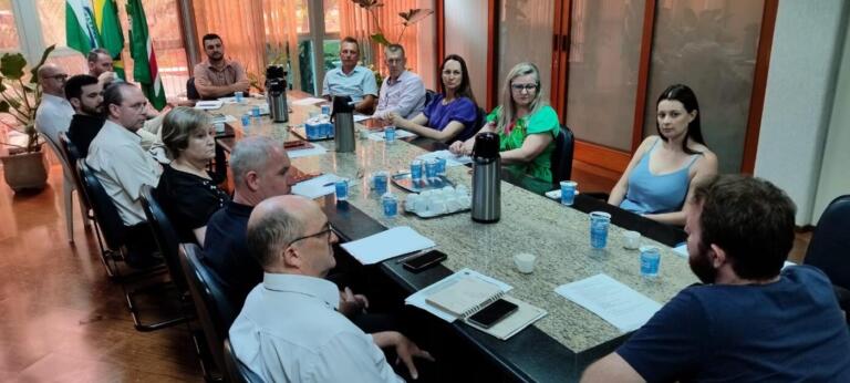 Comissão de transição realiza encontros com responsáveis das secretarias municipais