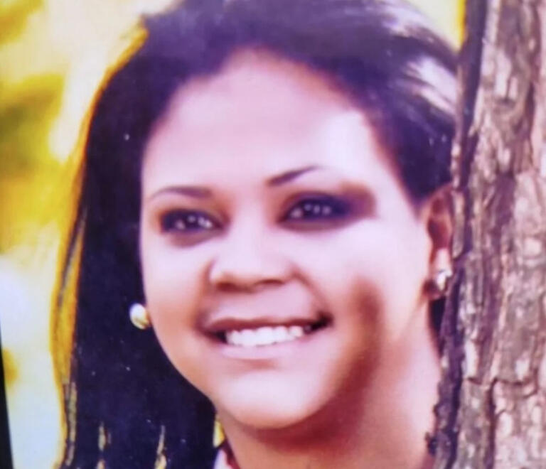 Professora agredida pelo filho em Toledo morre no hospital após semanas de internamento