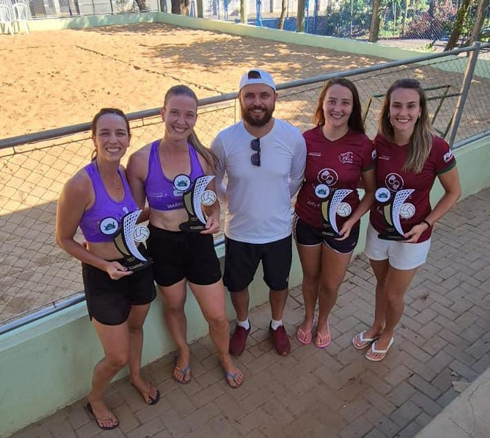 Vôlei de praia feminino de Marechal Rondon domina o Circuito Oeste