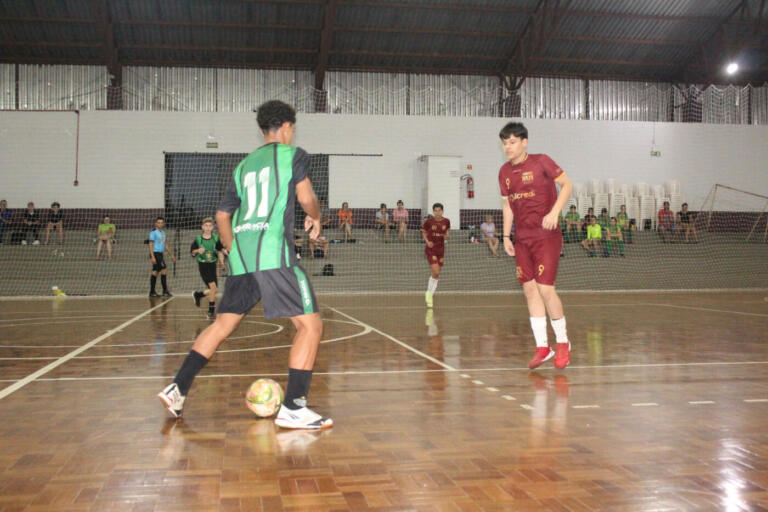 Copa Karl Schmidt define confrontos semifinais nas quatro categorias