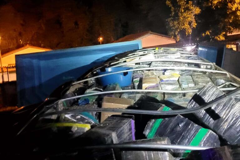 PM apreende 8,6 toneladas de maconha em Foz do Iguaçu