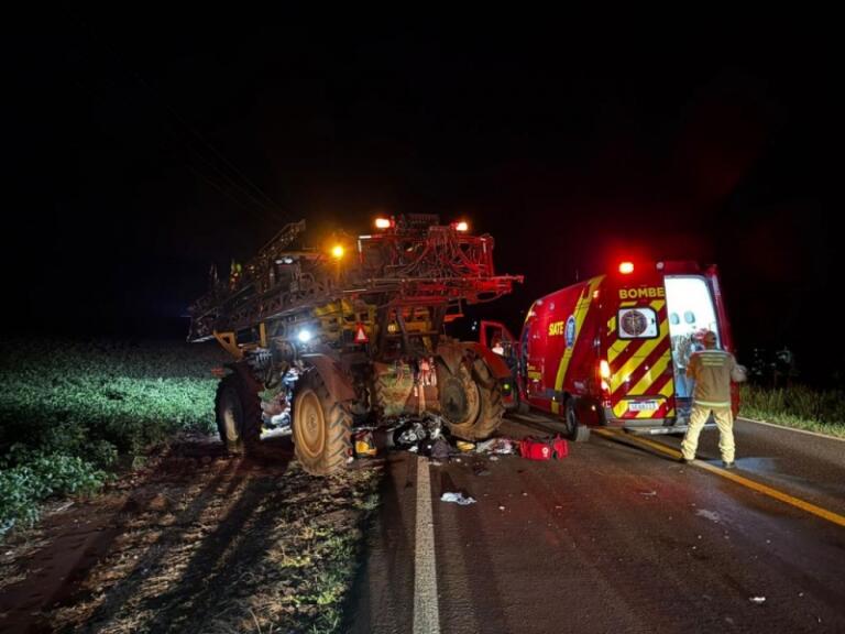 Acidente envolvendo trator pulverizador e moto deixa dois feridos em Marechal Rondon