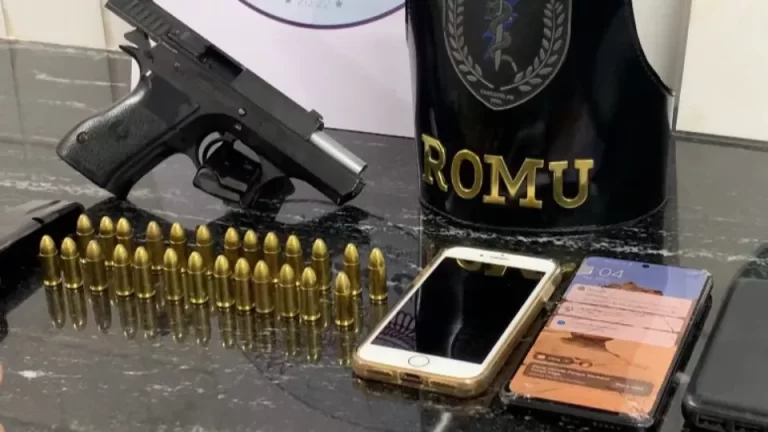 Homem é preso por porte ilegal de arma e direção perigosa na BR-277