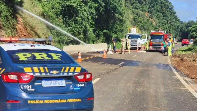 PRF informa como está a situação de bloqueio das rodovias do Paraná