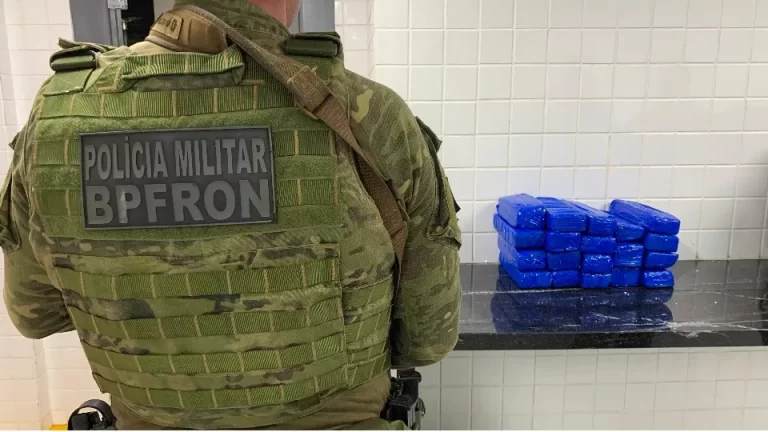 Suspeito é preso com malas cheias de maconha na BR 277 em Céu Azul