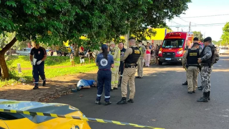 Homem é morto a tiros e três ficam feridos em ataque em Foz do Iguaçu
