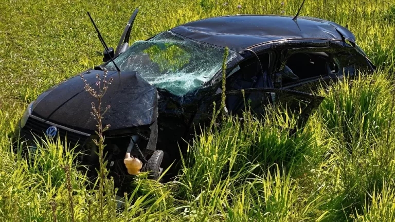 Casal morre em acidente com ônibus na BR-277 em Laranjeiras do Sul