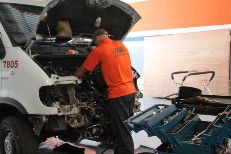 Acima da média nacional, setor de serviços cresce 4,1% no Paraná entre janeiro e outubro