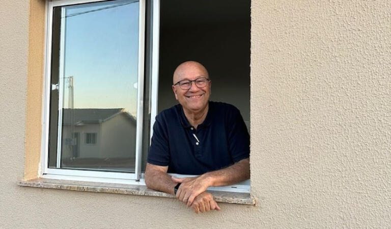 Paraná vai construir seis mil moradias para famílias de baixa renda, destaca deputado Luiz Claudio Romanelli