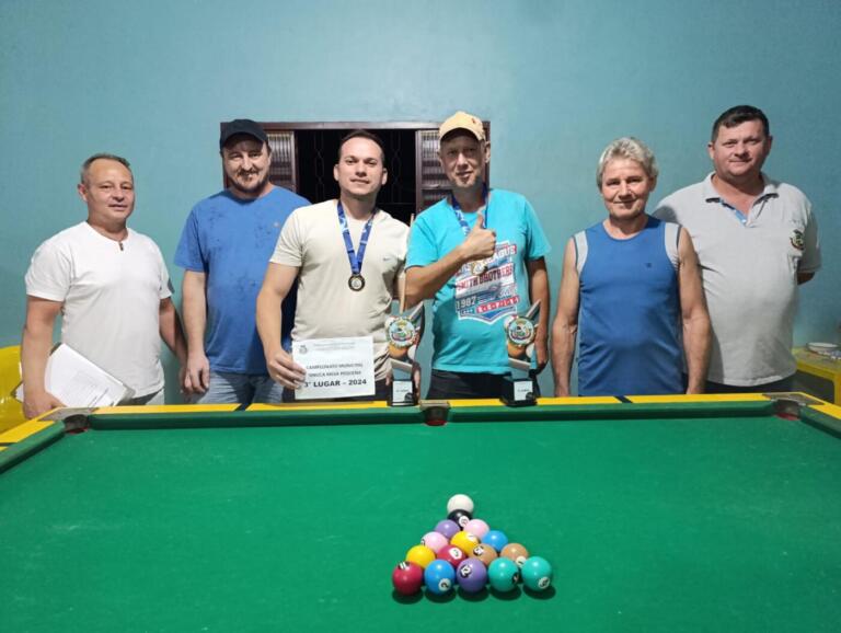 Definidos os campeões da Sinuca de Mesa Pequena em Pato Bragado