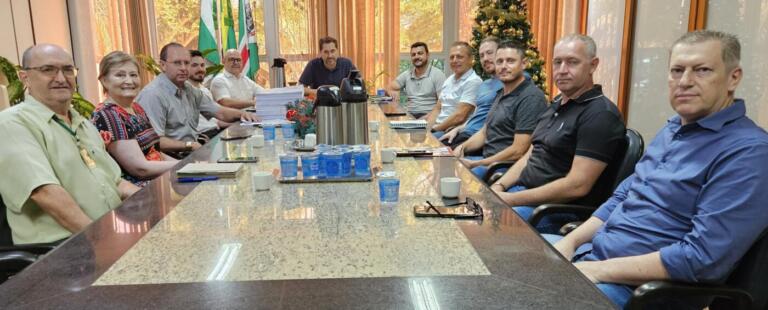 Comissão de transição apresenta relatório final com informações das secretarias