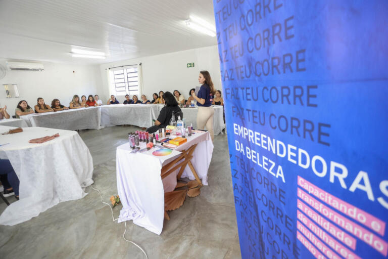 Investimento de R$ 25,2 milhões: Estado leva qualificação profissional aos 399 municípios