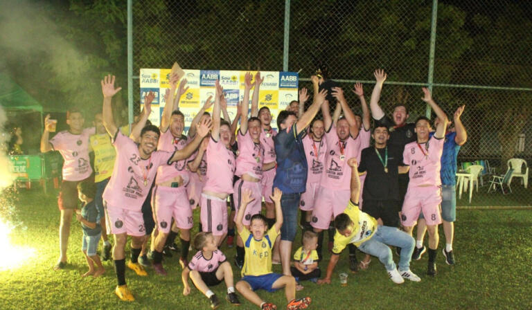 Imobiliária Laufer vence Real nos pênaltis e conquista o 3º Campeonato Regional AABB/Allpha Bolas