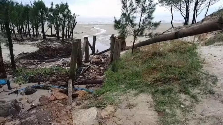 Tsunami meteorológico: o que é o fenômeno derrubou muros e atingiu casas em Santa Catarina?