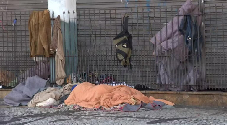 Número de pessoas em situação de rua aumenta no Paraná