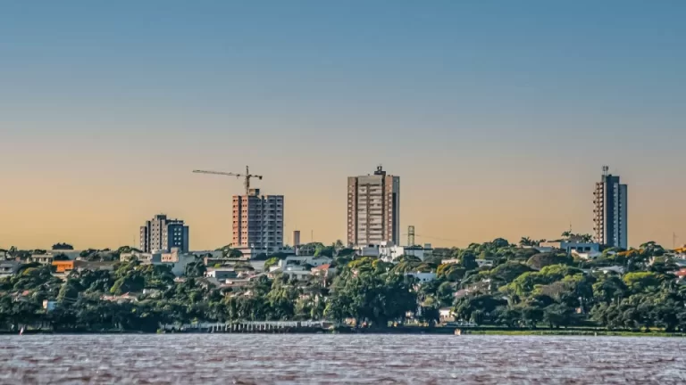 Município da região Oeste registra calor de 48ºC no primeiro dia de 2025; saiba qual