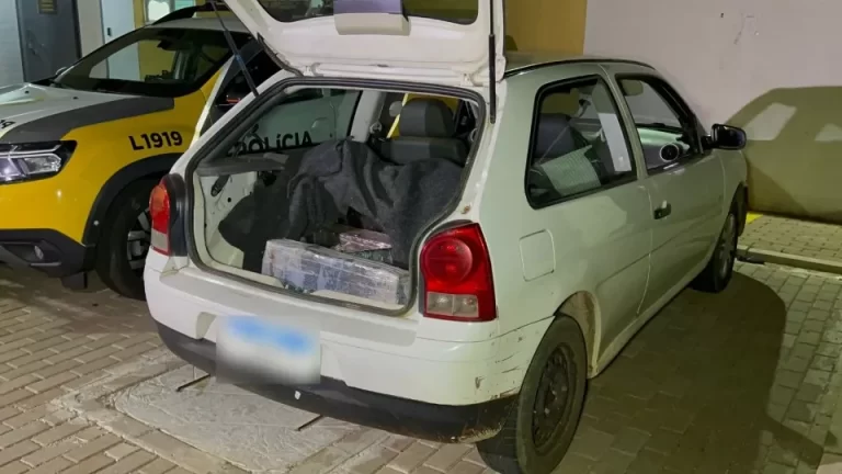 Homem é preso com carro carregado de maconha na BR-277