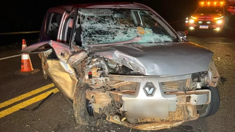 Duas pessoas morrem e cinco ficam feridas em acidente grave na BR-277