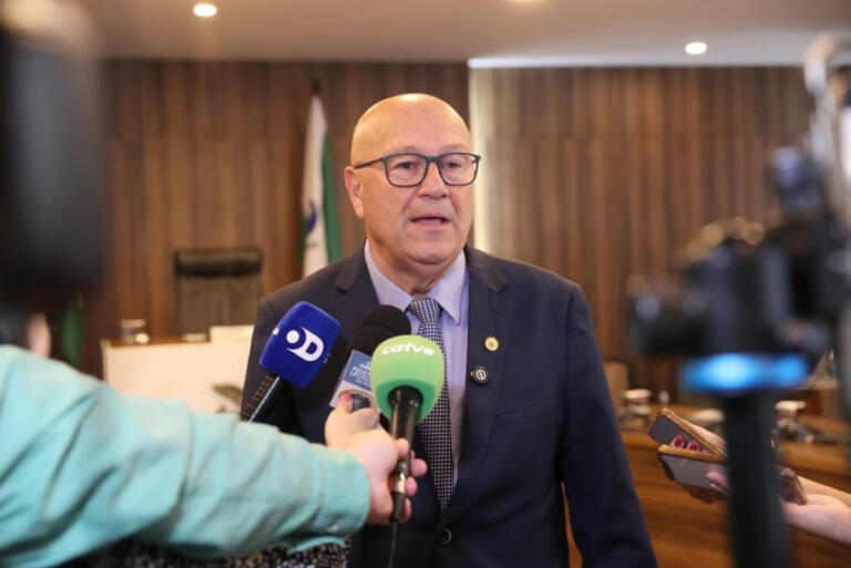 “É um grande avanço”, diz deputado Luiz Claudio Romanelli sobre projeto que proíbe cigarros eletrônicos no Brasil