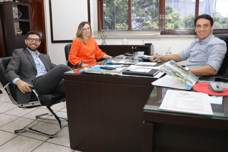 Hiléia reforça compromisso com excelência em visita ao prefeito de Pato Bragado