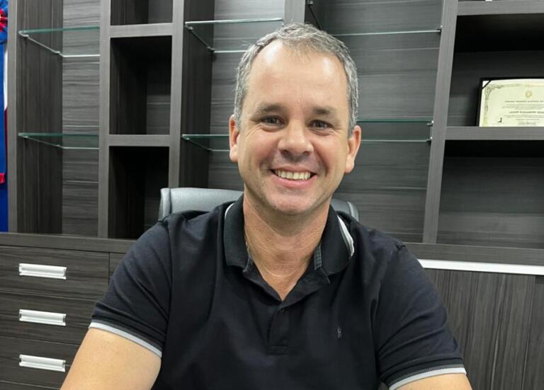 Prefeito Canela lança projeto inovador “Cartão Volta às Aulas”