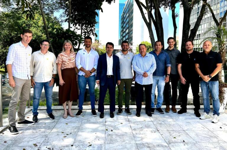 Backes e secretários cumprem agenda em Curitiba nesta terça-feira