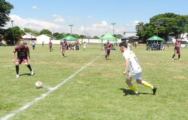 7ª Copa Irineu Kuhn/Sicredi de Futebol Sete começa com 30 gols