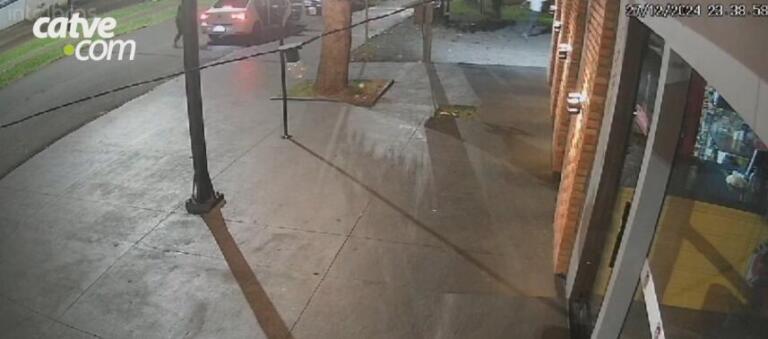 Vídeo flagra momento em que quatro homens matam adolescente espancado em Medianeira