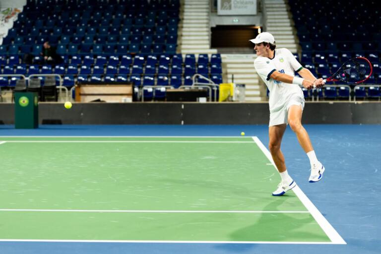 Fonseca sobe no ranking após campanha em Paris e alcança melhor marca da carreira