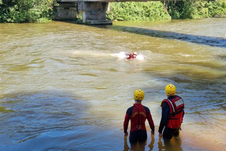 Banho de rio seguro: 10 dicas dos Bombeiros para evitar cabeça d’água e outros riscos