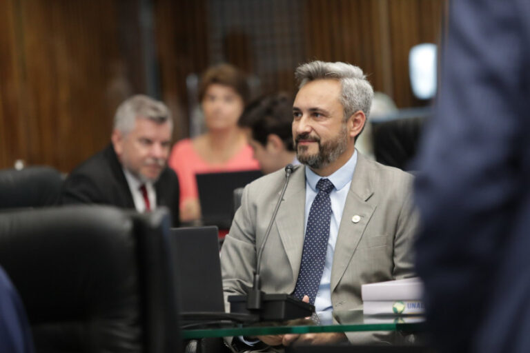 Deputado Fabio Oliveira integra Comissão de Redesenvolvimento do Centro de Curitiba