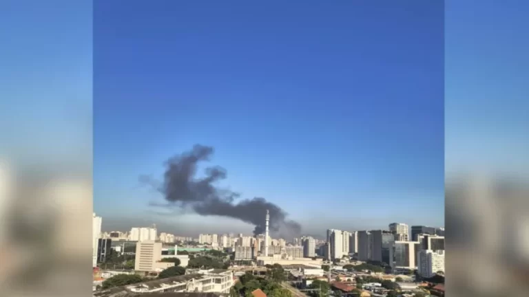 Duas pessoas morrem em queda de avião de pequeno porte em São Paulo