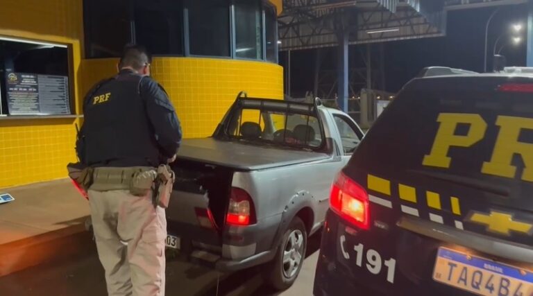 PRF apreende mais de 300 quilos de maconha em Guaíra