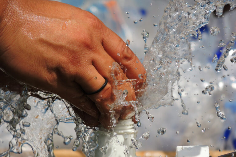 Temperaturas acima da média elevam consumo de água em várias regiões do Paraná