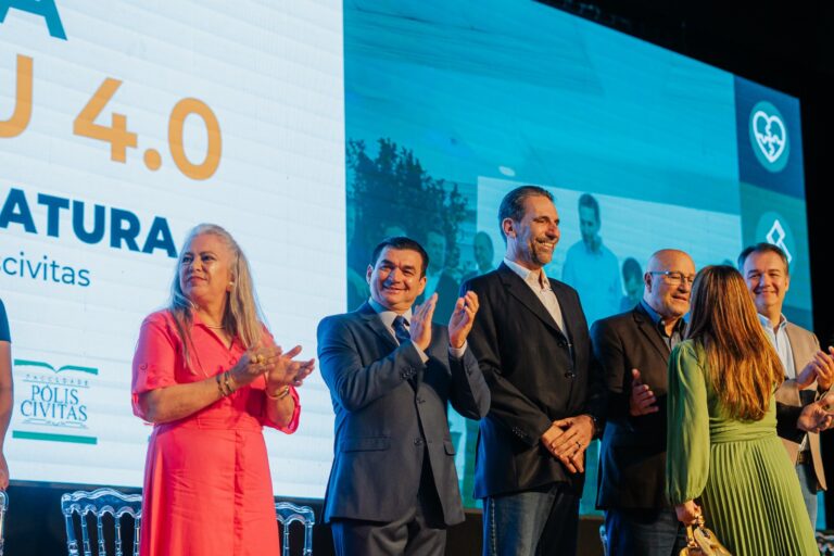 Itaipu e AMP finalizam diplomação de 18 mil servidores municipais do Paraná