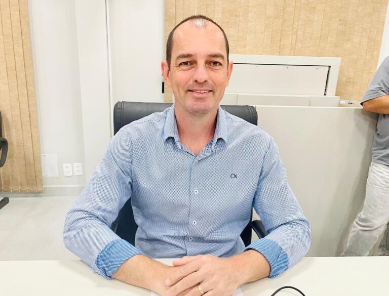 Suko cobra aplicação da lei que obriga empresas a recolher cabos soltos em vias públicas