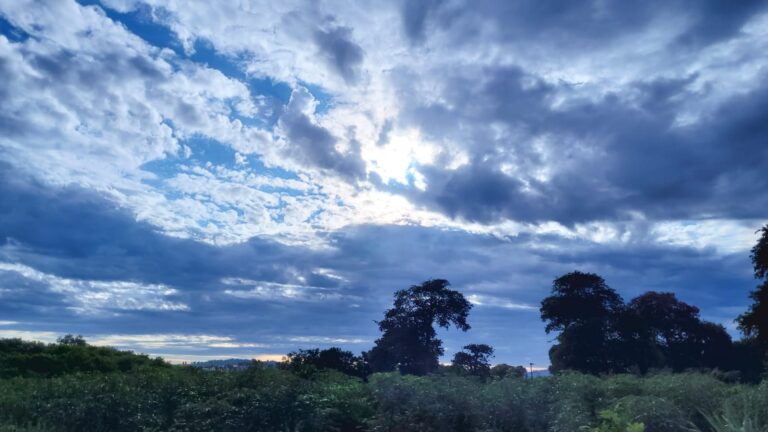 Simepar aponta calor e possibilidade de tempestades para a região Oeste